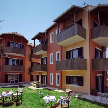Apartamento Porto Nirikos Lefkada - Private Parking Exterior foto
